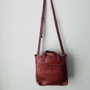 Portland Leather Brown Tote Bag with Textured Leather and Zipper Closure